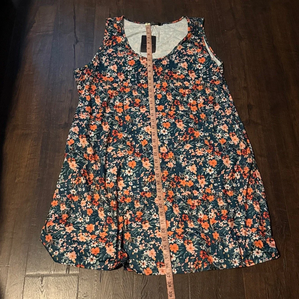 Floral Sleeveless Dress - Picture 4 of 4